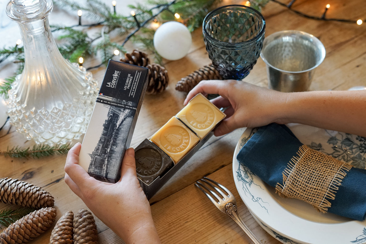 Table Scape, Secret Santa and Smaller Gifts