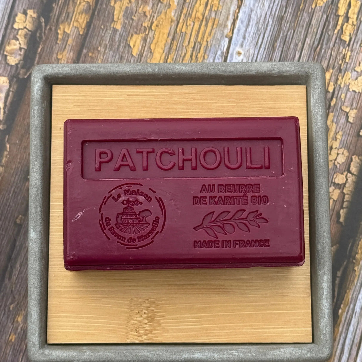 Square 2 part Cement Soap Dish with Bamboo-Bastide & Olivier-FrenchSoaps