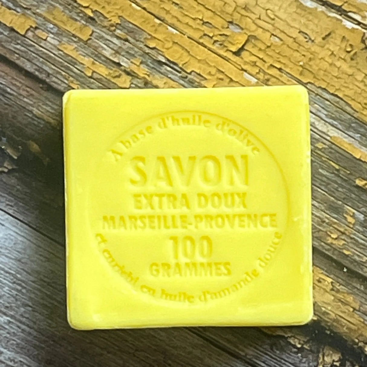 LE CHATELARD 1802 Citron Marseille Soap, 72% Coconut, Olive and Almond Oil, 100g | PALM FREE French Soaps UK