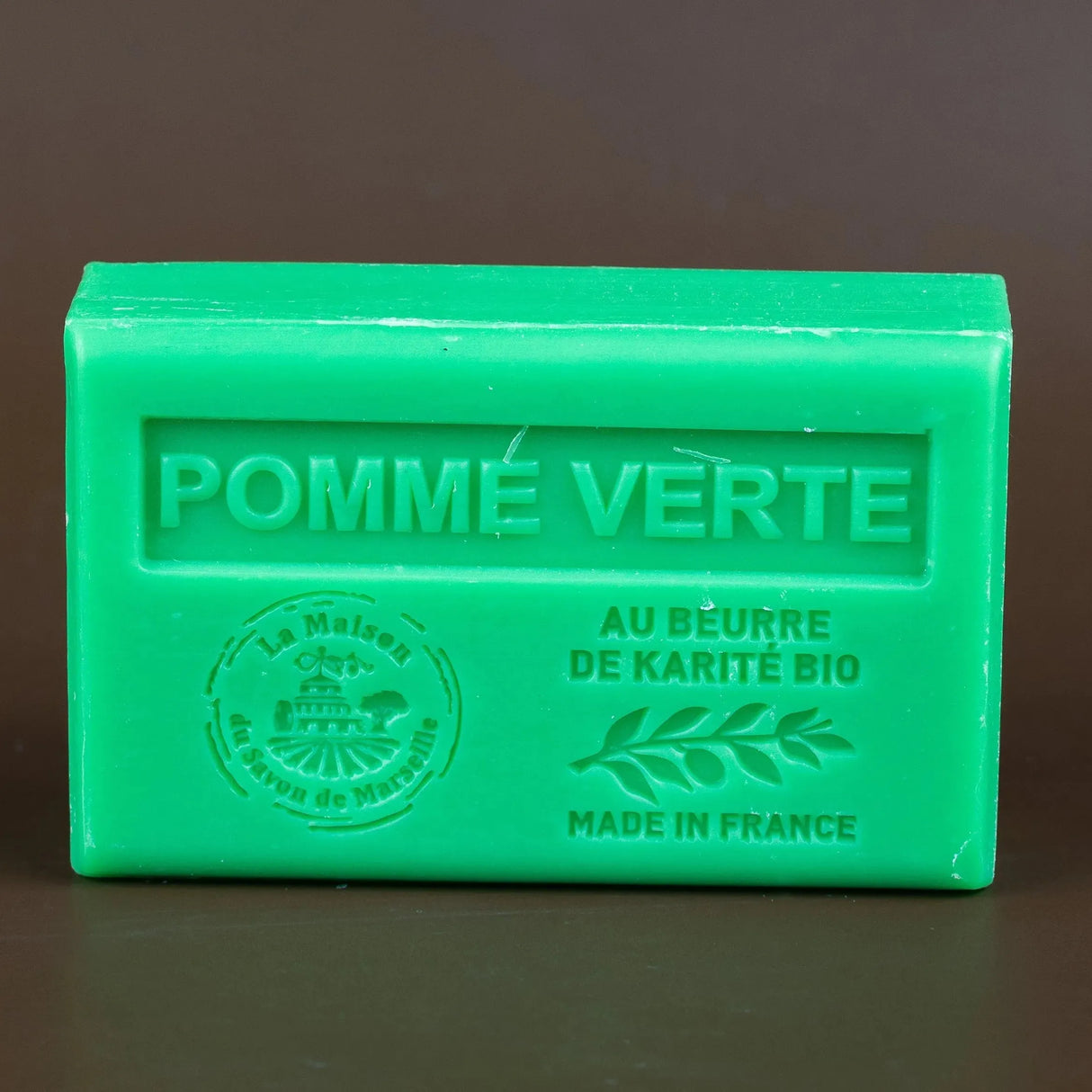 LA MAISON DU SAVON DE MARSEILLE Crisp Apple French Soap with organic Shea Butter 125g French Soaps UK