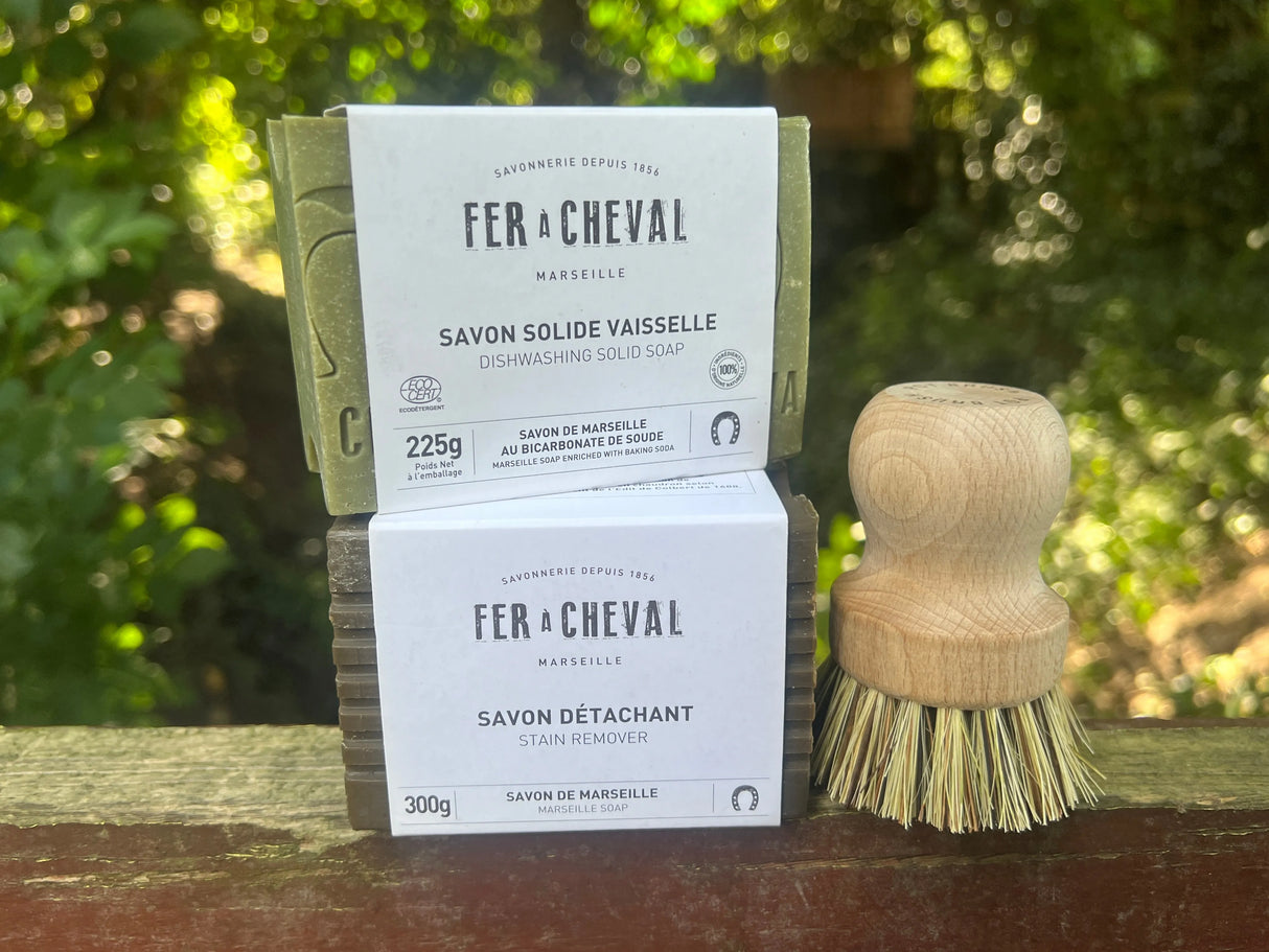 FER A CHEVAL Dishwashing & Stain Removing Bar Duo + Pot Brush (worth £16.95) French Soaps UK
