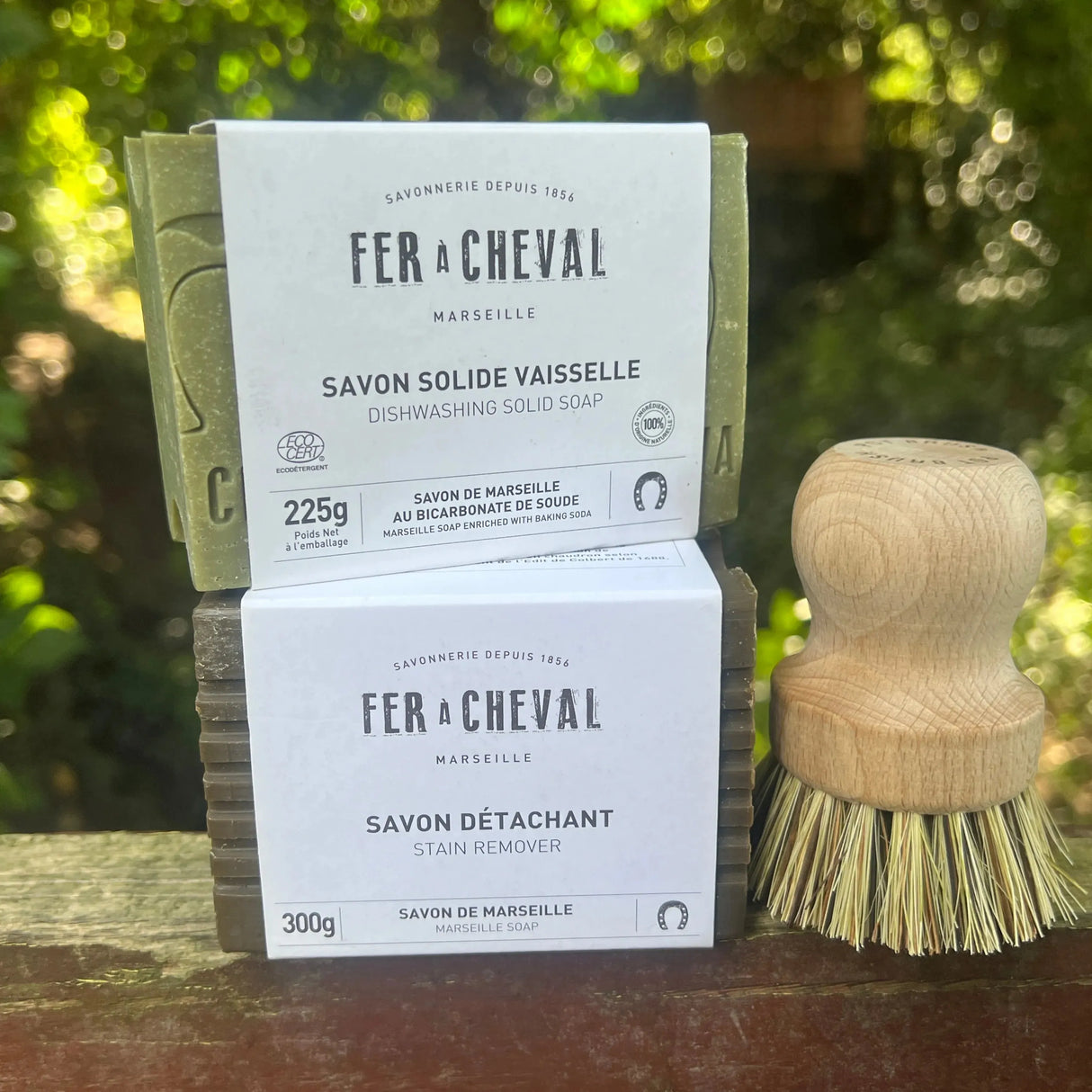 FER A CHEVAL Dishwashing & Stain Removing Bar Duo + Pot Brush (worth £16.95) French Soaps UK