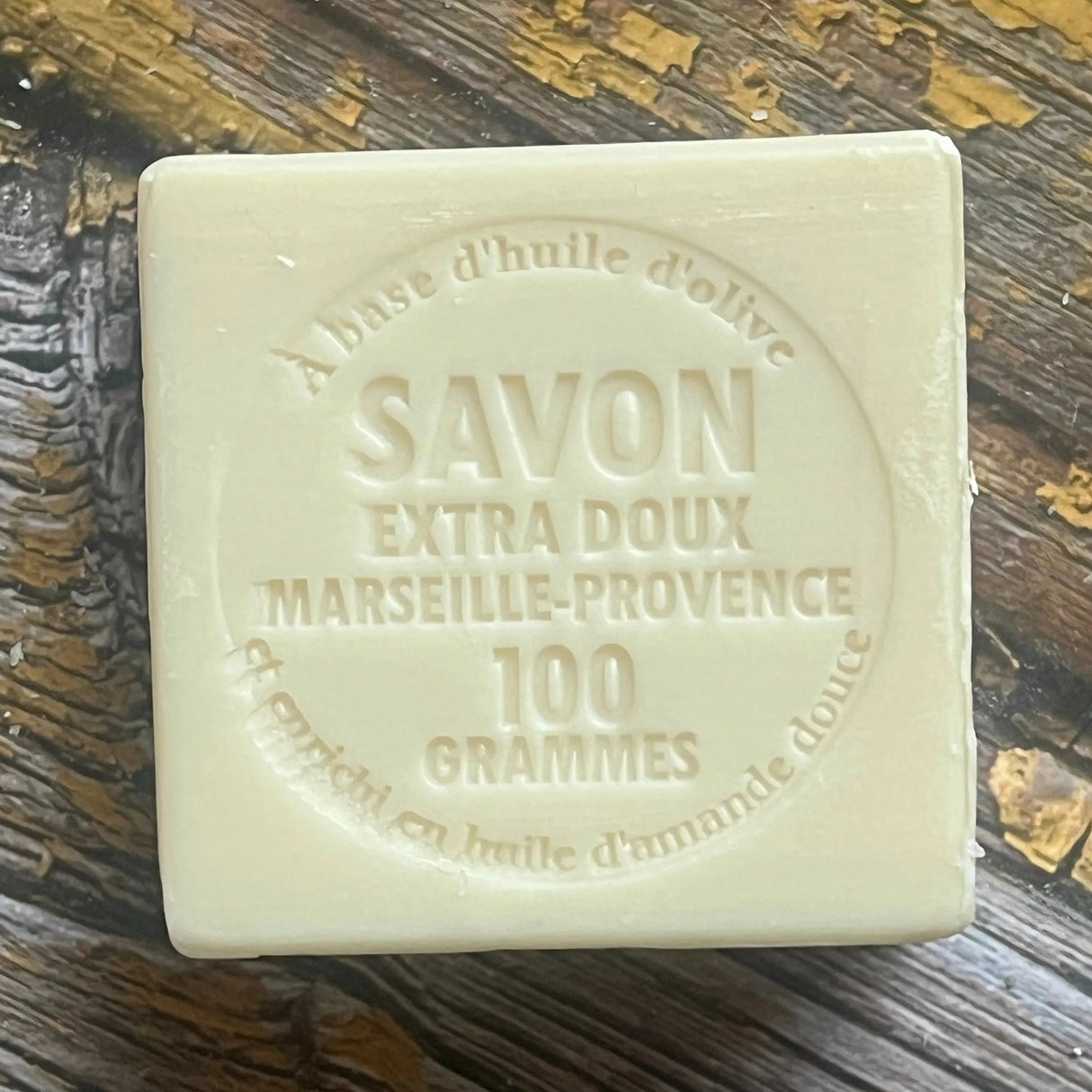 LE CHATELARD 1802 Gardenia Marseille Soap, 72% Coconut, Olive and Almond Oil, 100g | PALM FREE French Soaps UK
