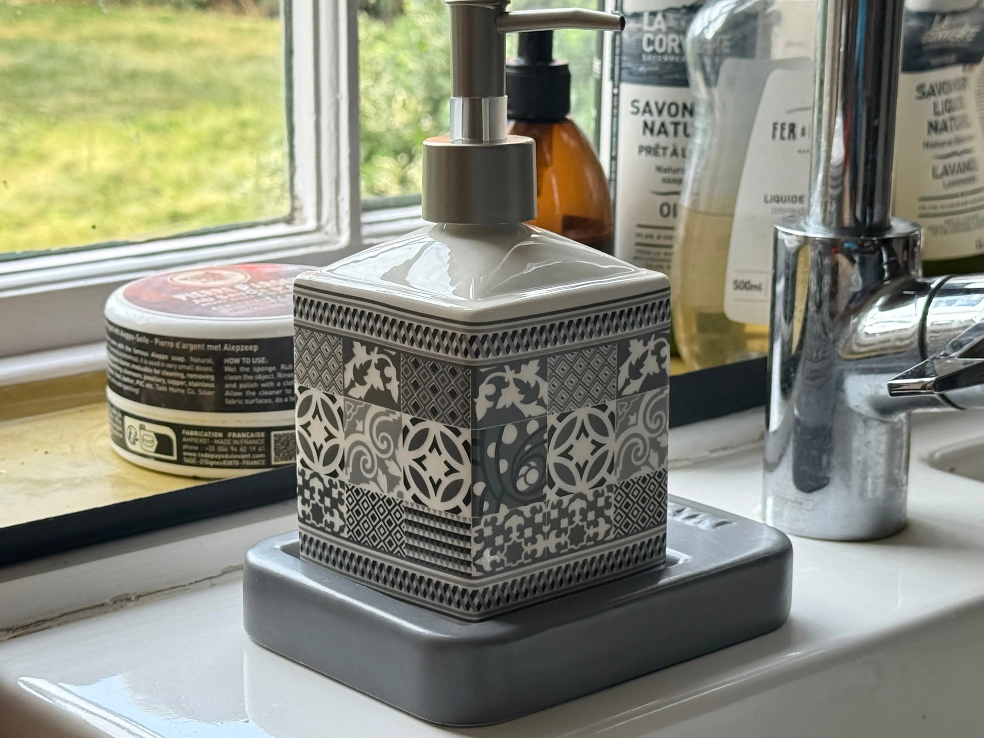 Bastide & Olivier Grey & White Mosaic Ceramic Soap Dispenser French Soaps UK