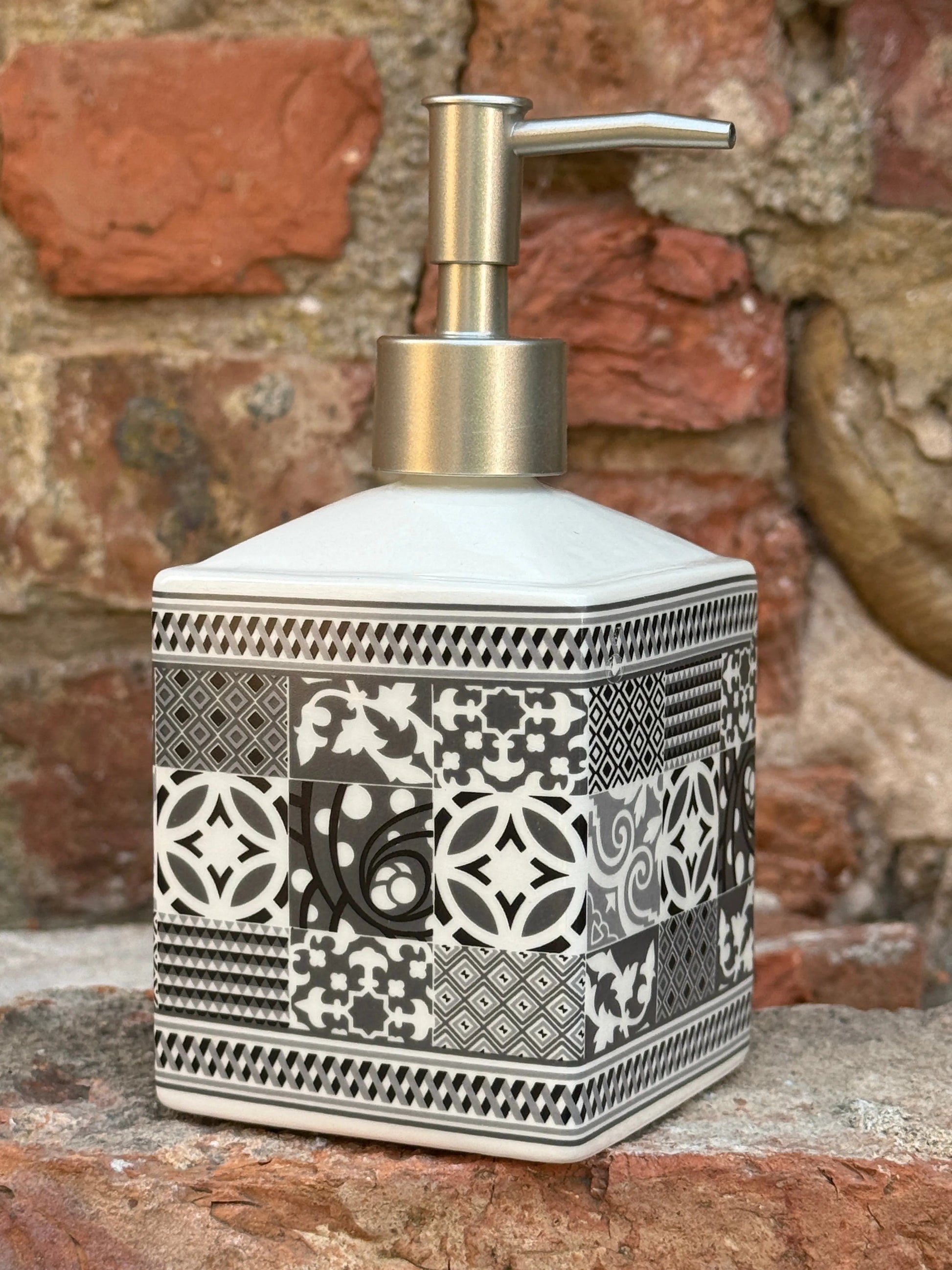 Bastide & Olivier Grey & White Mosaic Ceramic Soap Dispenser French Soaps UK