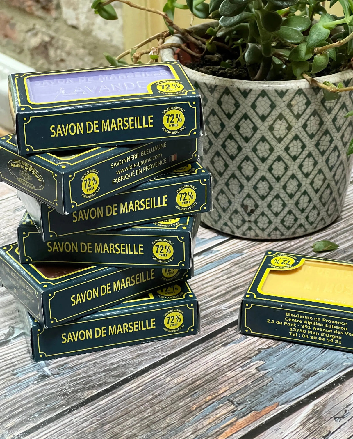 BLEU JAUNE Provence Selection (worth £20.40) French Soaps UK