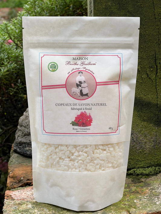 MAISON BERTHE GUILHEM Pyrenean Soap Flakes for Laundry | Rose Geranium Essential Oil  | 400g French Soaps UK