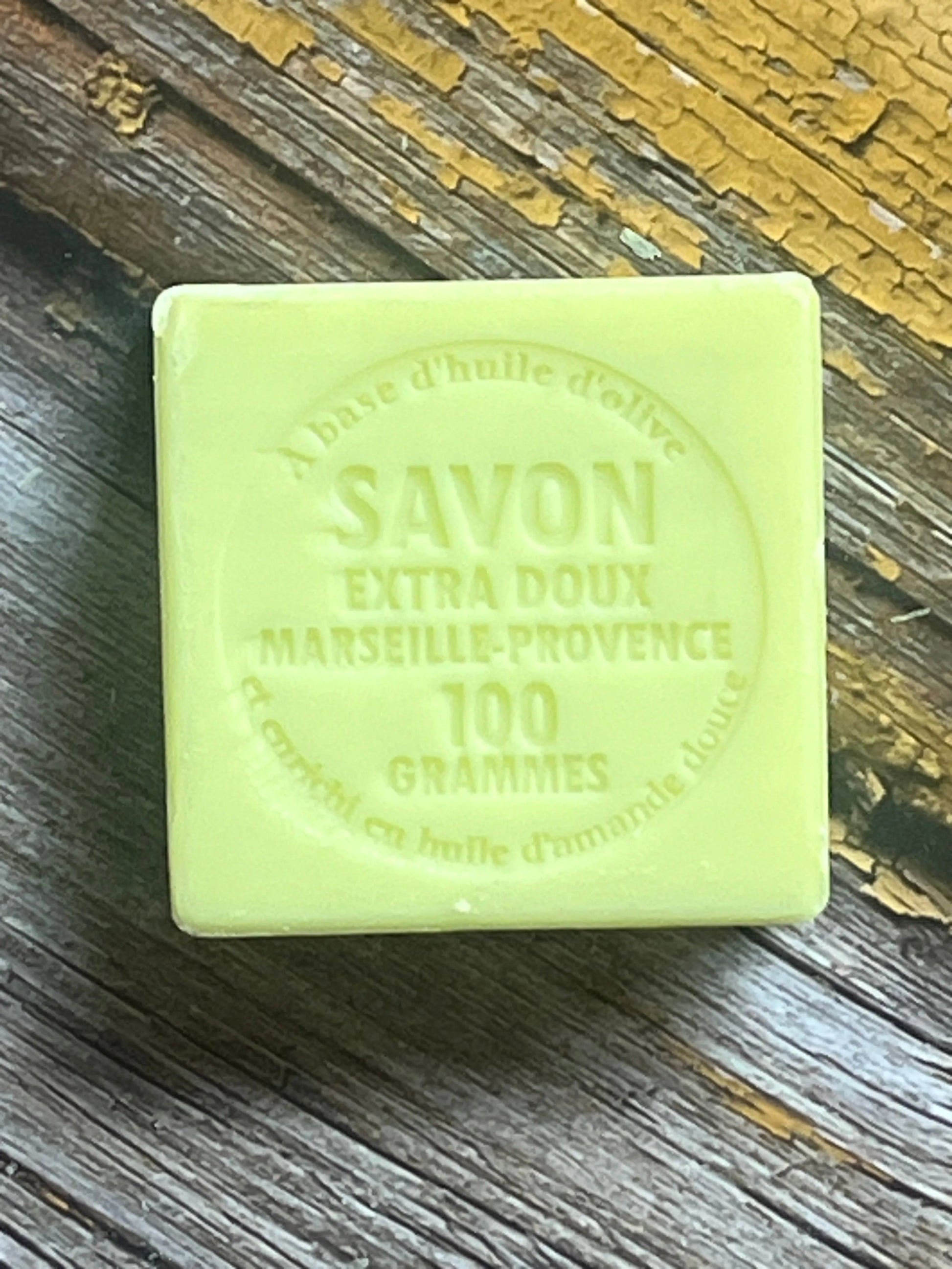 LE CHATELARD 1802 Verbena & Lemon Marseille Soap, 72%  Coconut, Olive and Almond Oil, 100g |  PALM FREE French Soaps UK