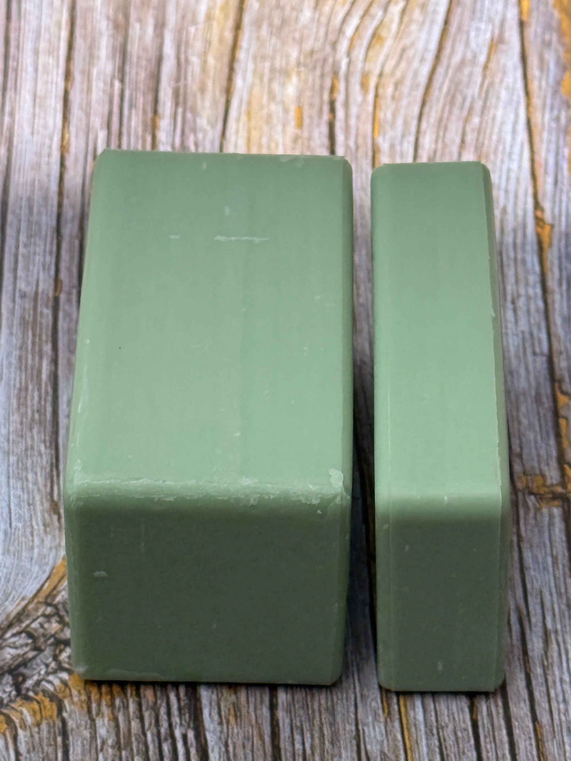 BLEU JAUNE Vetiver, Marseille Soap with Shea Butter | 100g French Soaps UK