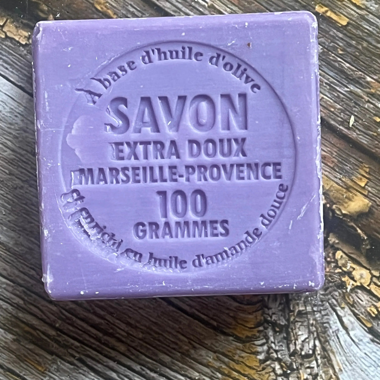 LE CHATELARD 1802 Violet Marseille Soap, 72% Coconut, Olive and Almond Oil, 100g | PALM FREE French Soaps UK