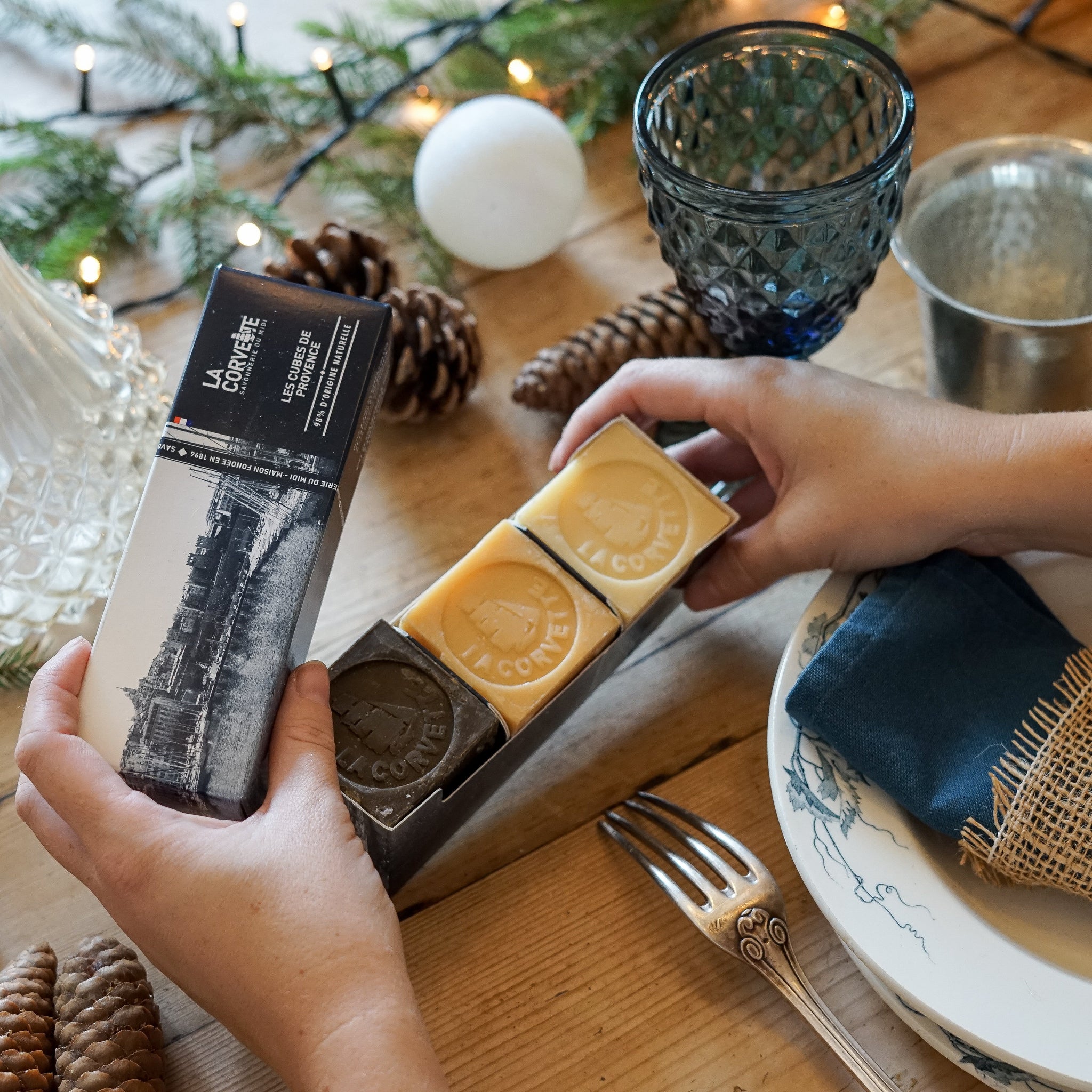 Table Scape, Secret Santa and Smaller Gifts