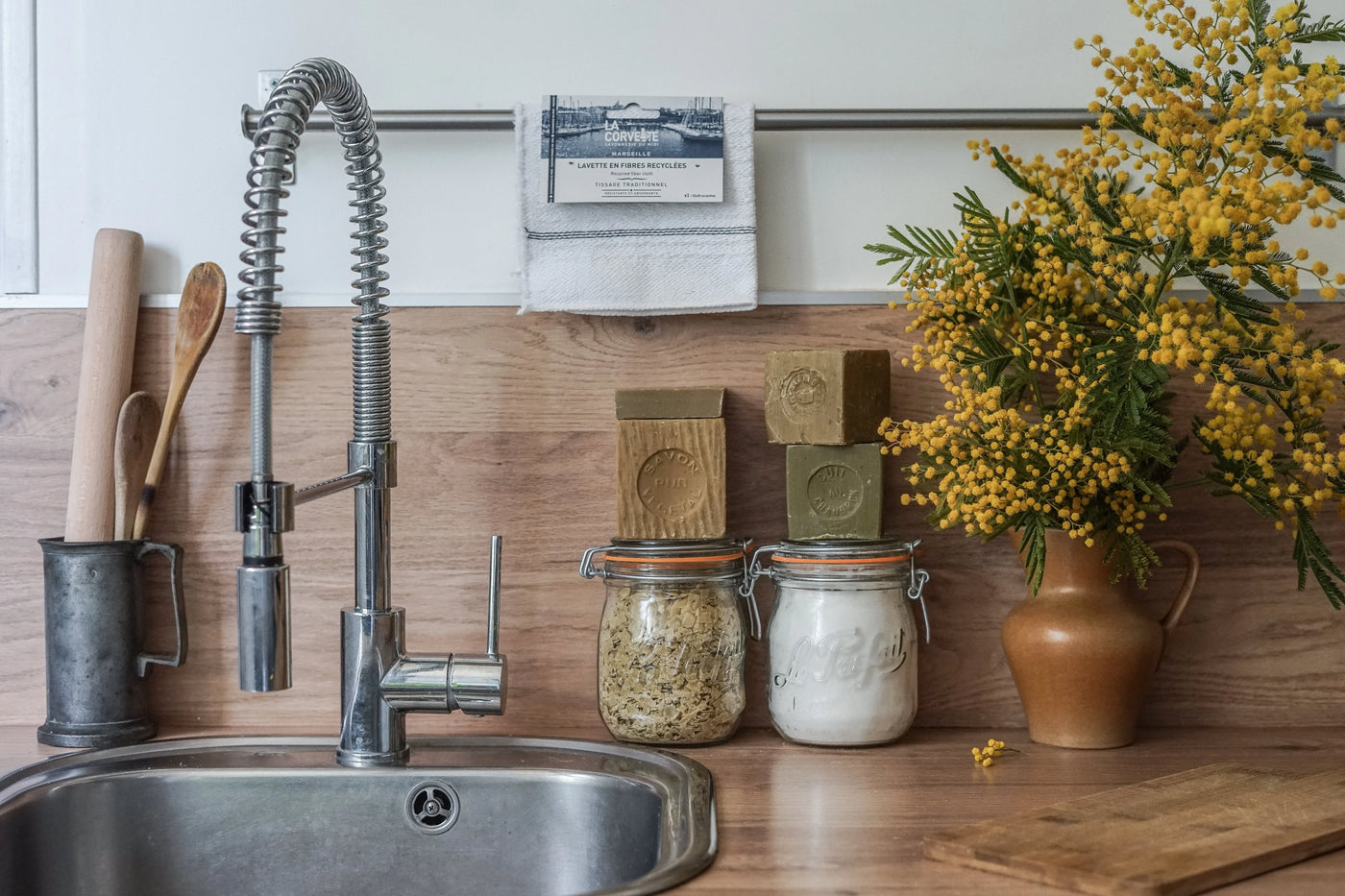 HOUSEHOLD CLEANING SELECTIONS