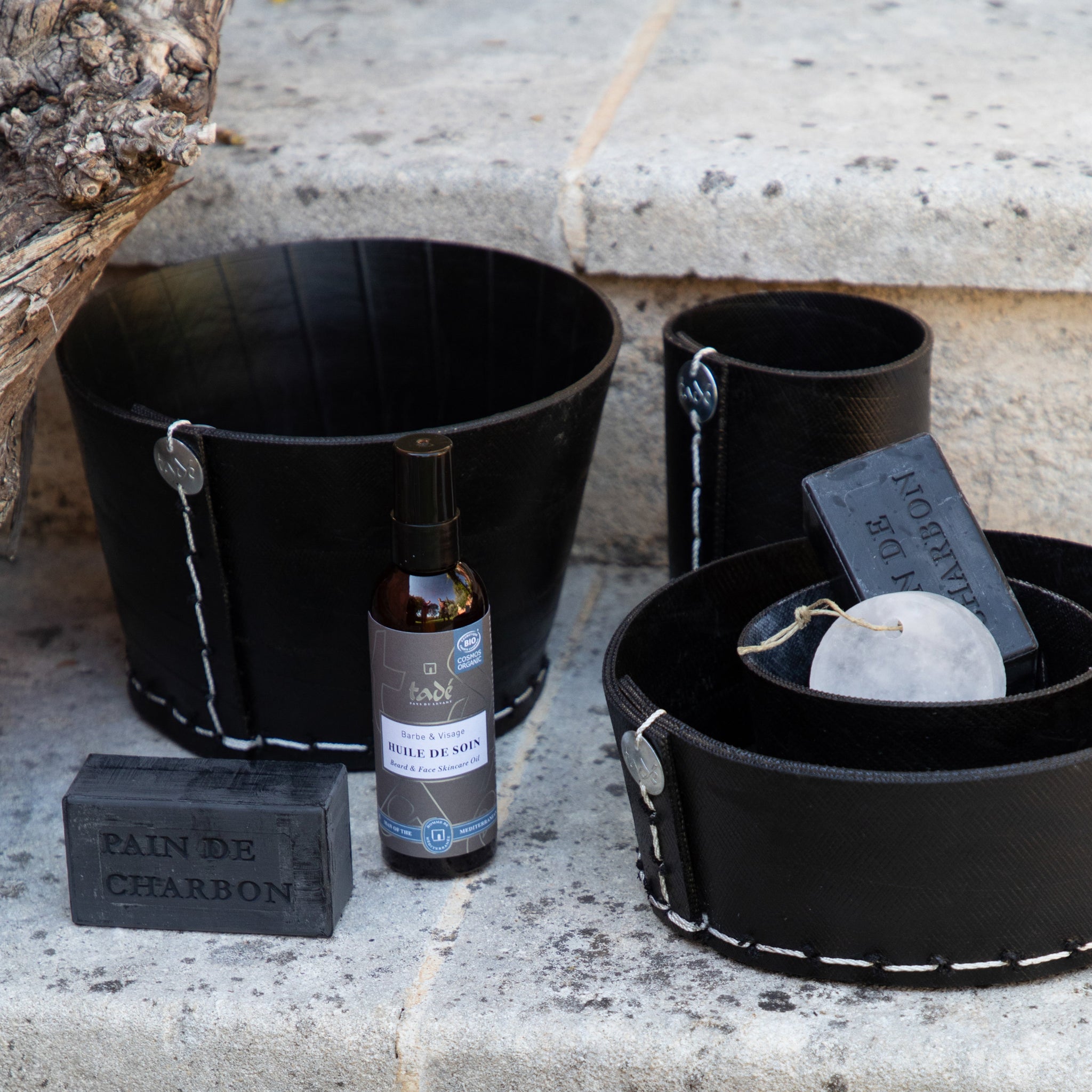 Specialist face care soaps with laurel oil, clay and mud – gentle Provençal skincare from French Soaps UK