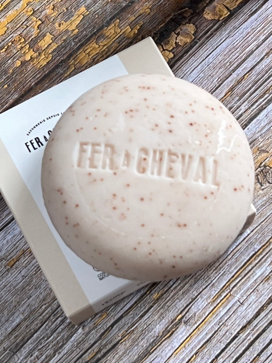 Solid shampoo and conditioner bars – natural French haircare from Provence"