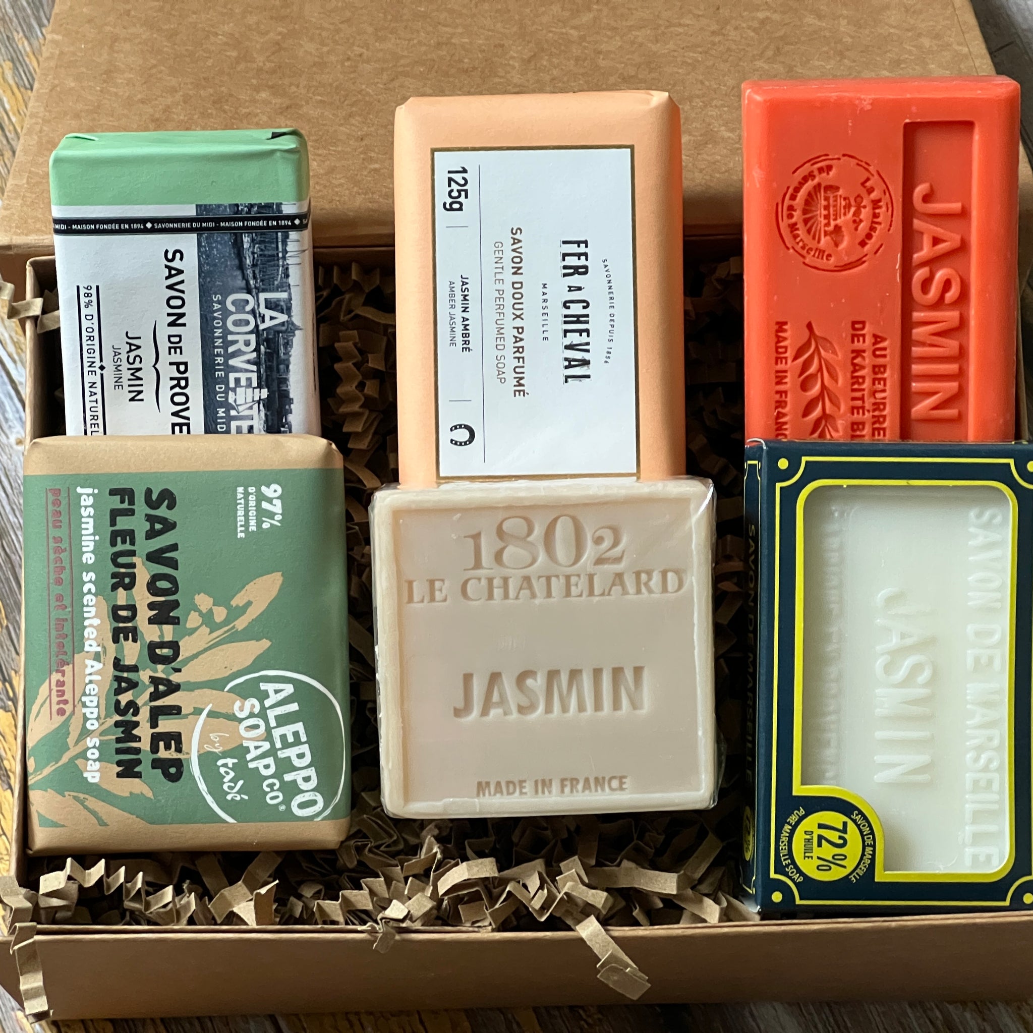 Jasmin Discovery Box