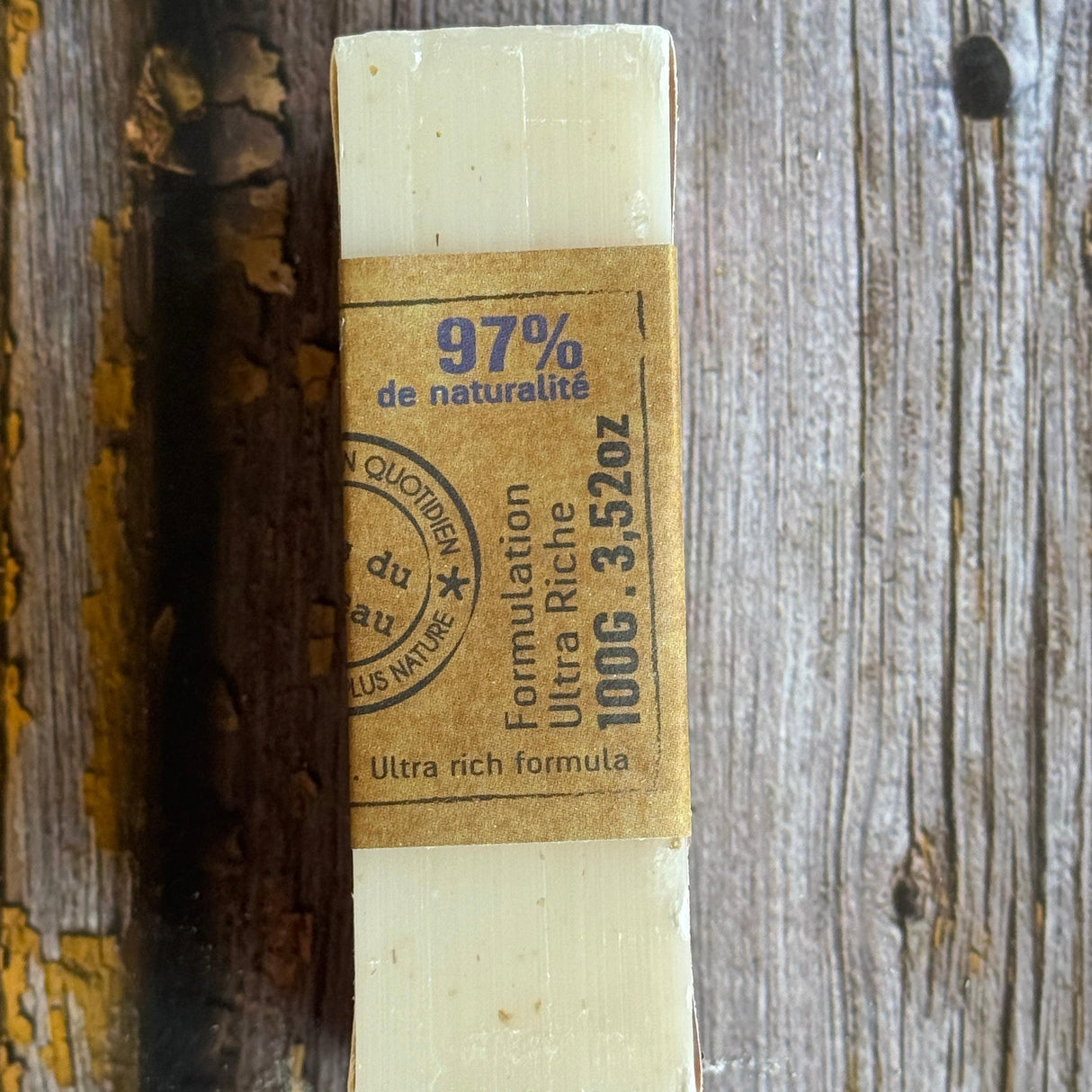 Oat Kernel Botanical Soap (Honey Scent) - 100g