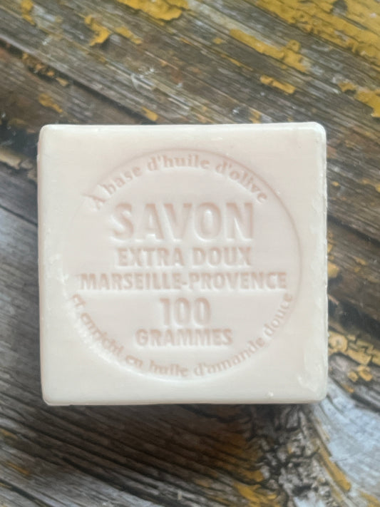Rose & Peony Soap, 72%  Coconut, Olive and Almond Oil, 100g |  PALM FREE