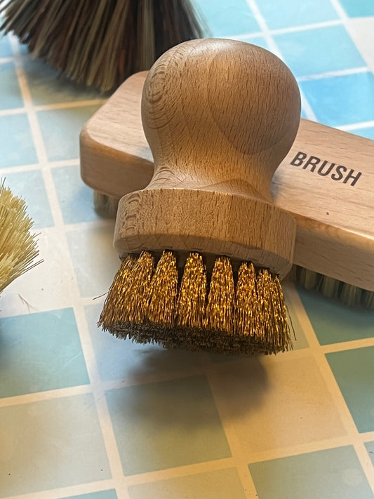 Beechwood Grill Brush with Copper Bristles