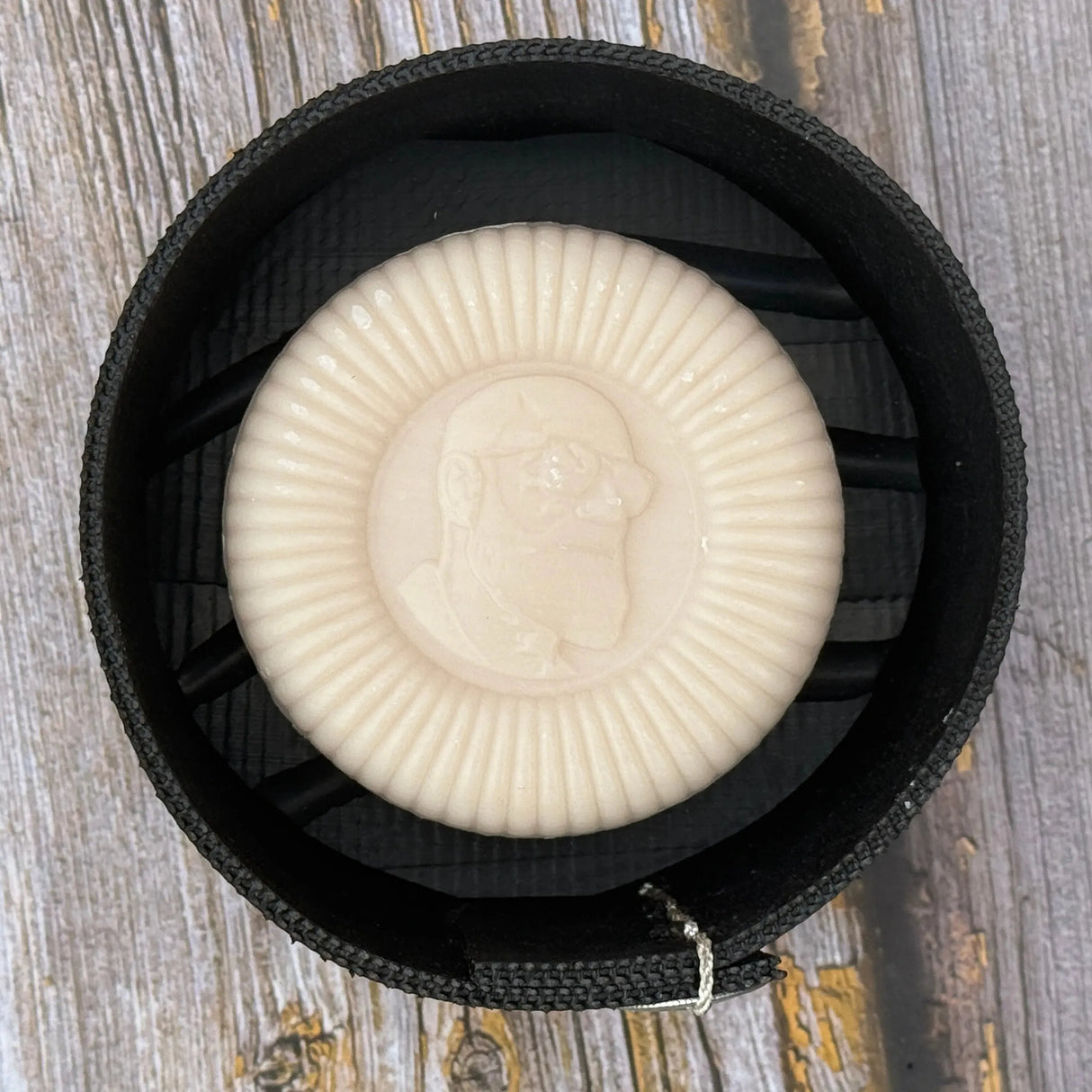Recycled Tyre Soap Dish-TADÉ PAYS DU LEVANT-FrenchSoaps