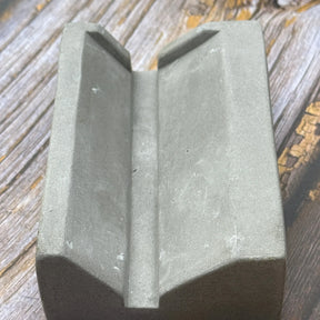 Upright Cement Soap Dish-Bastide & Olivier-FrenchSoaps