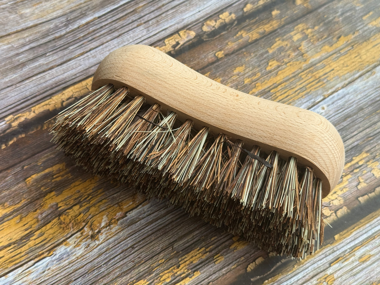 Firm Bristle Plant Fibre Scrubbing Brush