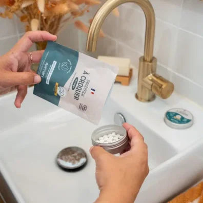 Organic Toothpaste Tablets with Flouride | Mint | 120 Refill Pouch