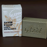 TADÉ PAYS DU LEVANT Aleppo Soap with Natural Loofah Fibres – Exfoliating Olive & Bay Oil Bar |100 g French Soaps UK