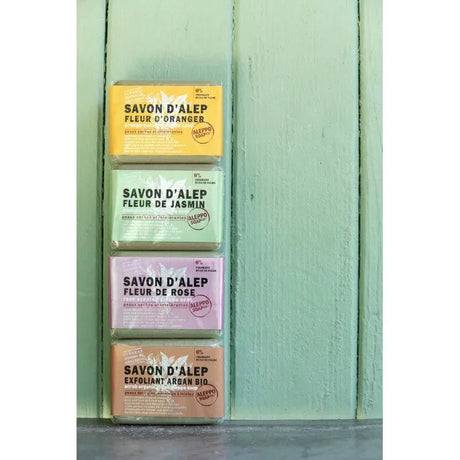 TADÉ PAYS DU LEVANT Argan Flower Exfoliating Aleppo Soap with Argan Oil and Apricot Powder | 100g French Soaps UK