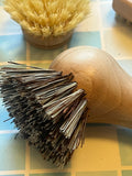 EDDINGTONS Beechwood Handle Pot Brush with Plant Fibre Bristles French Soaps UK