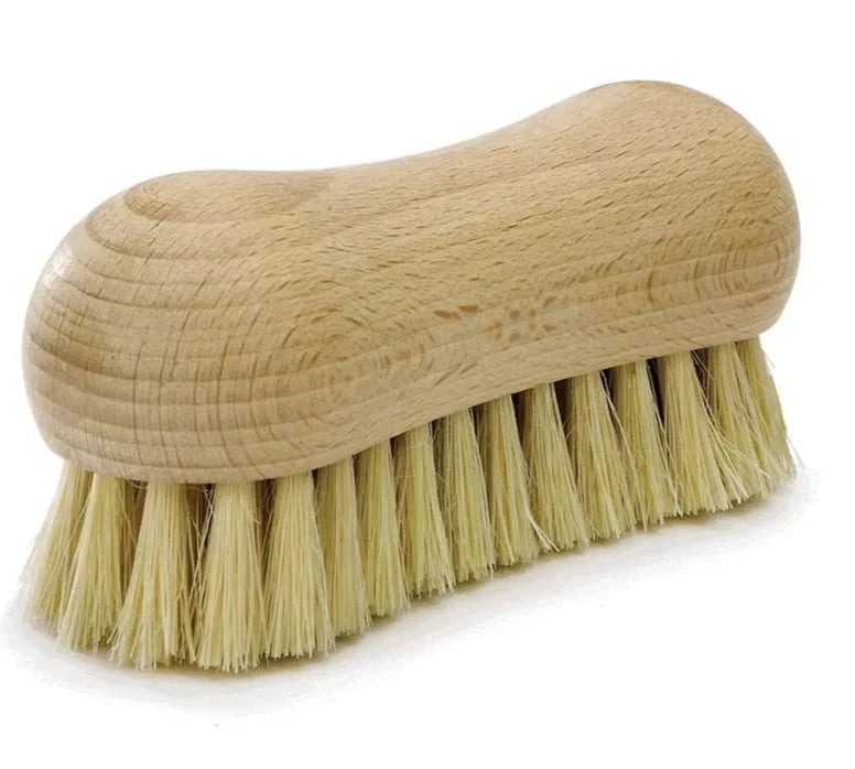 EDDINGTONS Beechwood Scrubbing Brush with Soft Plant Fibre Bristles French Soaps UK