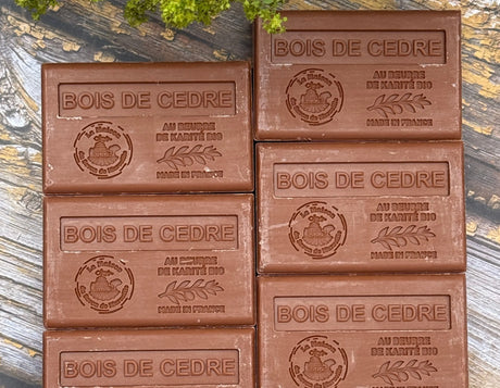 LA MAISON DU SAVON DE MARSEILLE Cedar Wood (Bois de Cedre) French Soap with organic Shea Butter 125g x 6 French Soaps UK