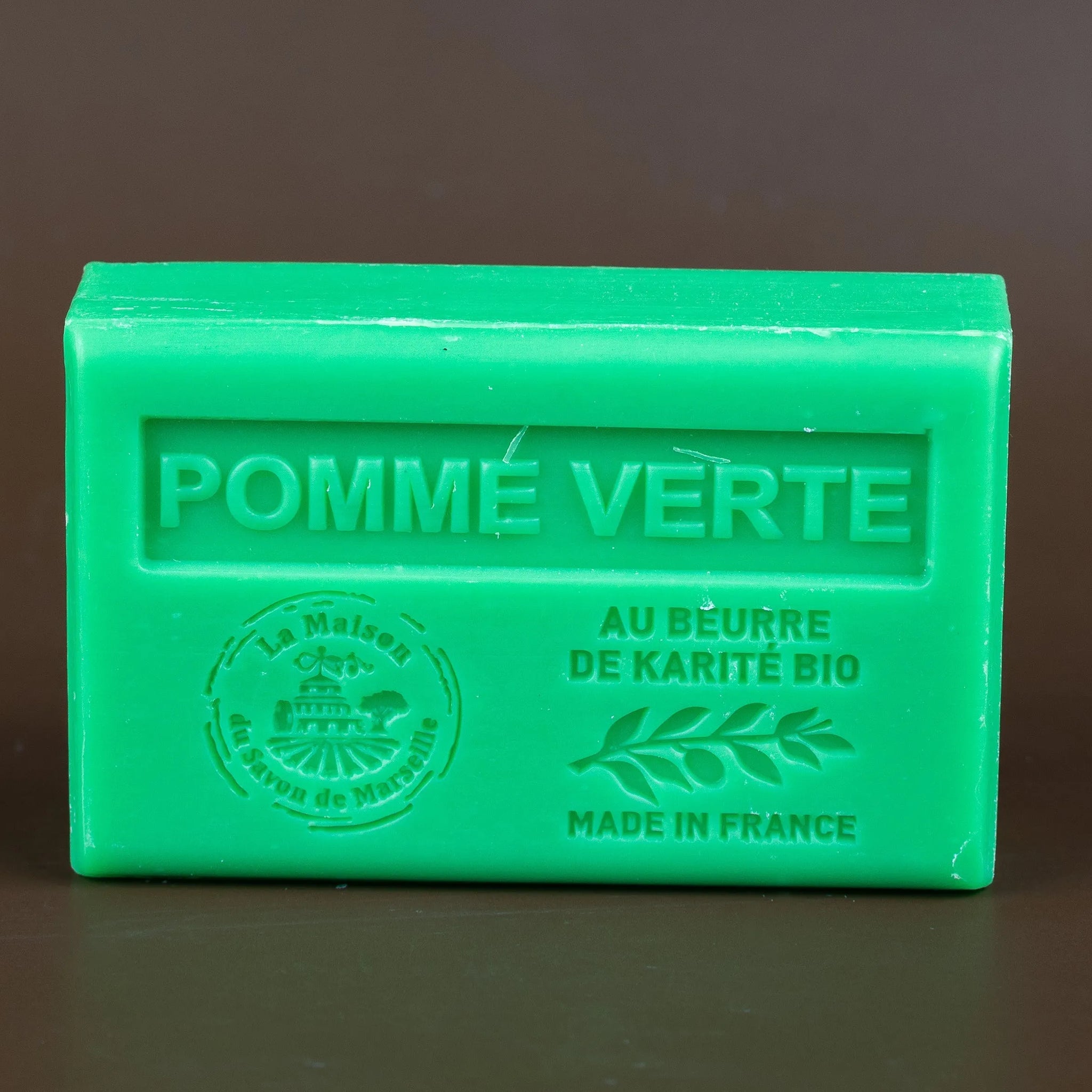 LA MAISON DU SAVON DE MARSEILLE Crisp Apple French Soap with organic Shea Butter 125g French Soaps UK