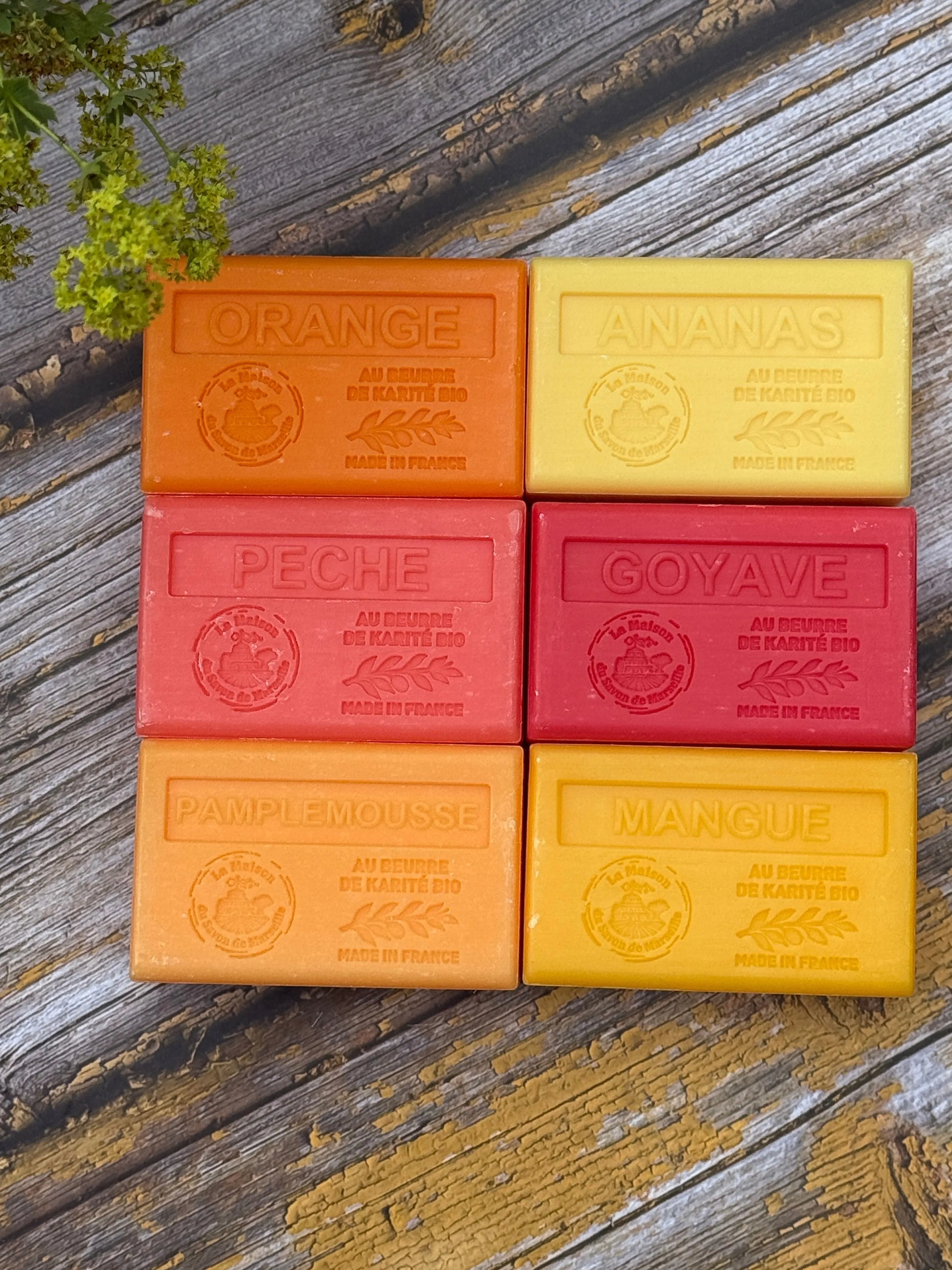 La Maison du Savon de Marseille Exotic Fruits,  6 x 125g Soap Bars  |  Unwrapped French Soaps UK