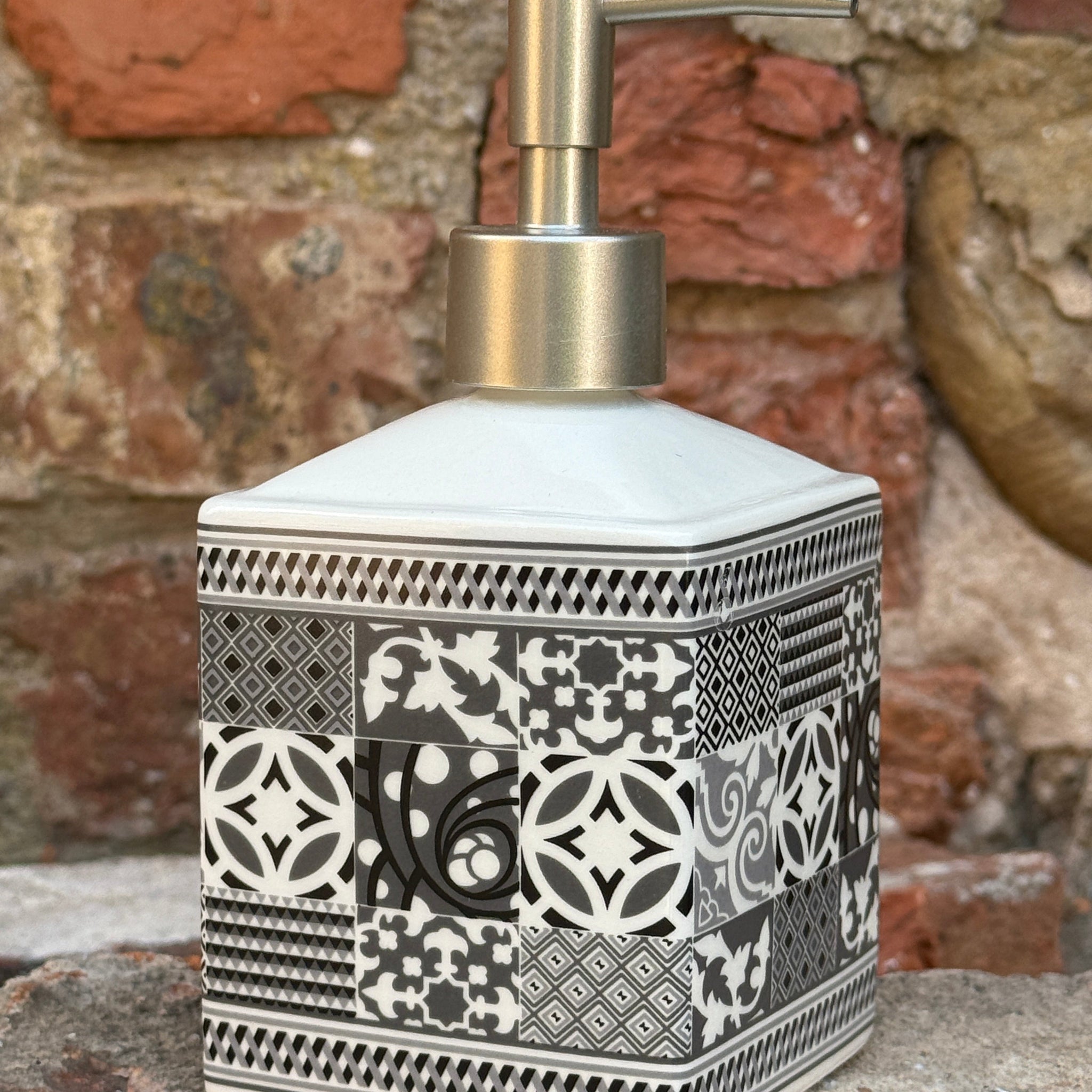 Bastide & Olivier Grey & White Mosaic Ceramic Soap Dispenser French Soaps UK