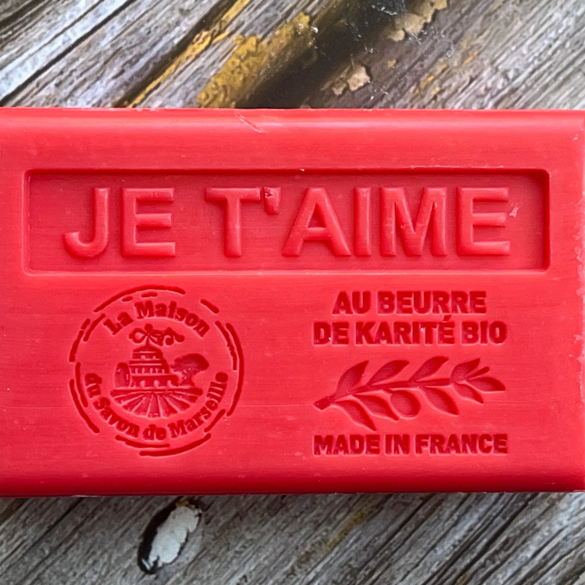 LA MAISON DU SAVON DE MARSEILLE Je T'Aime French Soap with Organic Shea Butter, 125g French Soaps UK