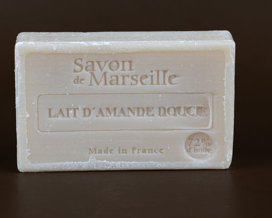 LE CHATELARD 1802 Sweet Almond Milk Savon de Provence, enriched with Sweet Almond Oil | 100g French Soaps UK