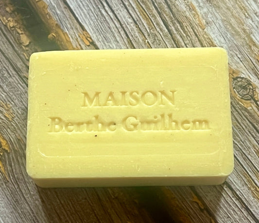 MAISON BERTHE GUILHEM Lemongrass & Apricot Oils  | Organic Alpine Goat's Milk | 100g French Soaps UK