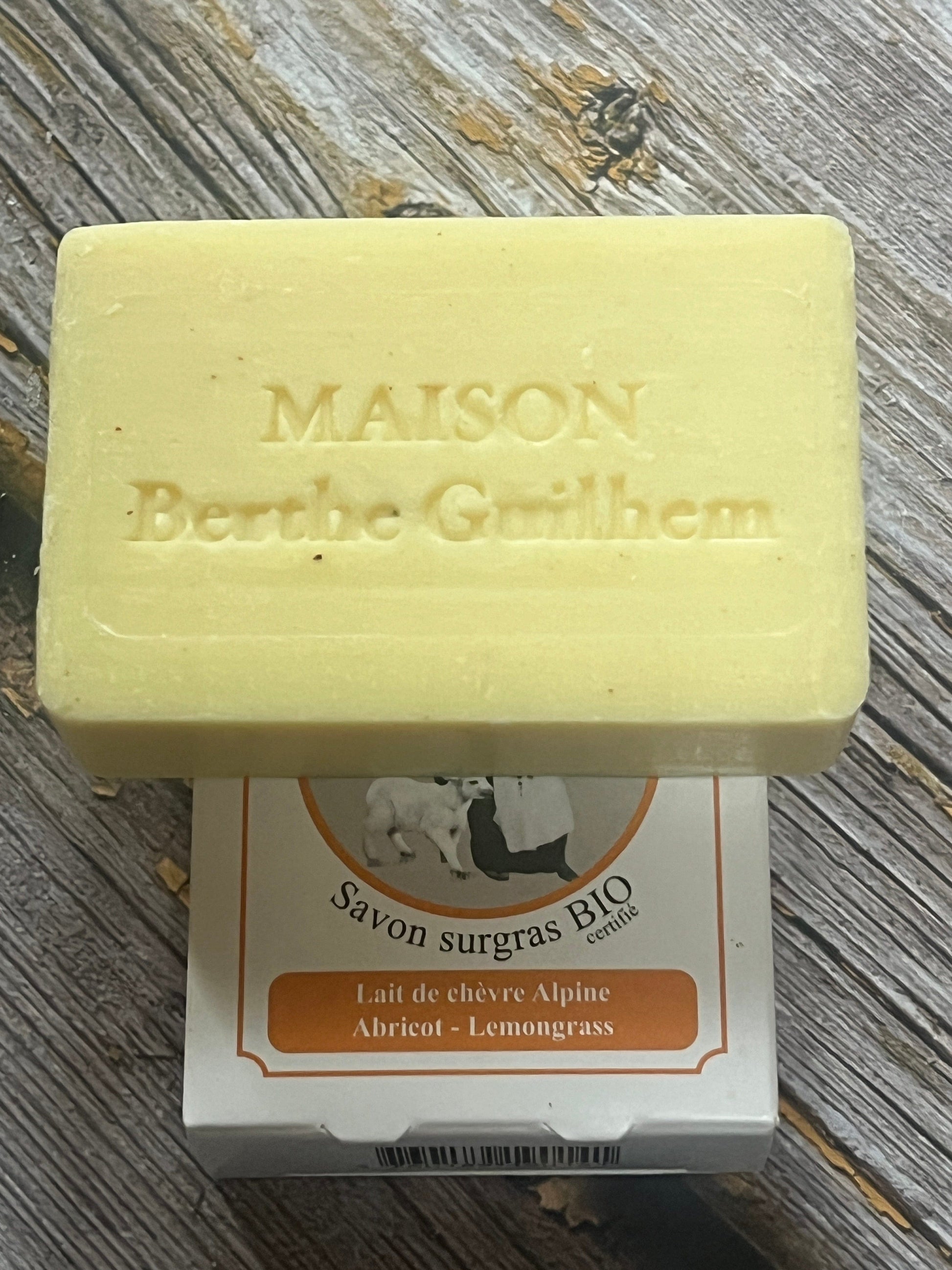 MAISON BERTHE GUILHEM Lemongrass & Apricot Oils  | Organic Alpine Goat's Milk | 100g French Soaps UK
