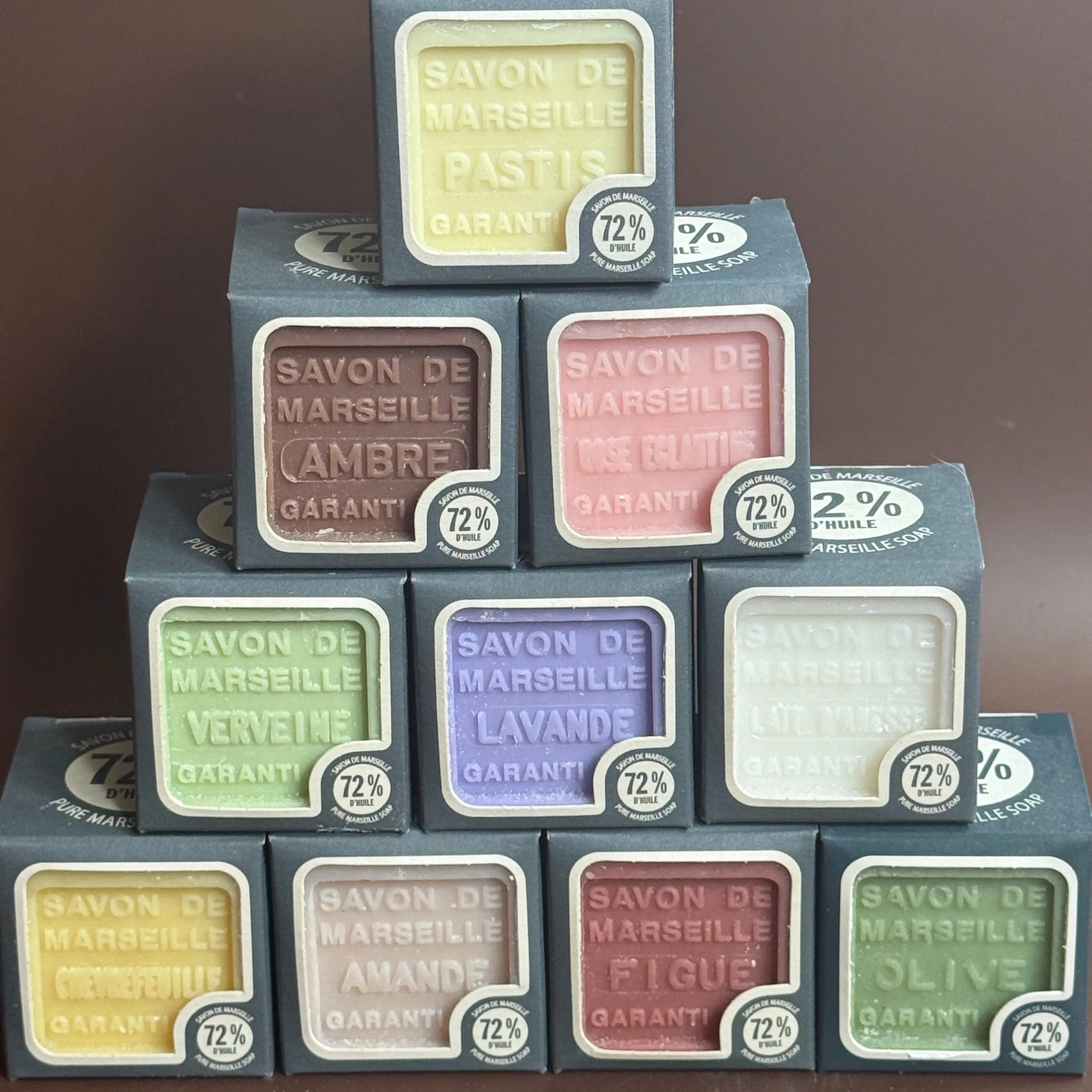 BLEU JAUNE Mixed Box of 10, 100g Fragranced Cubes (Worth £34.00) French Soaps UK