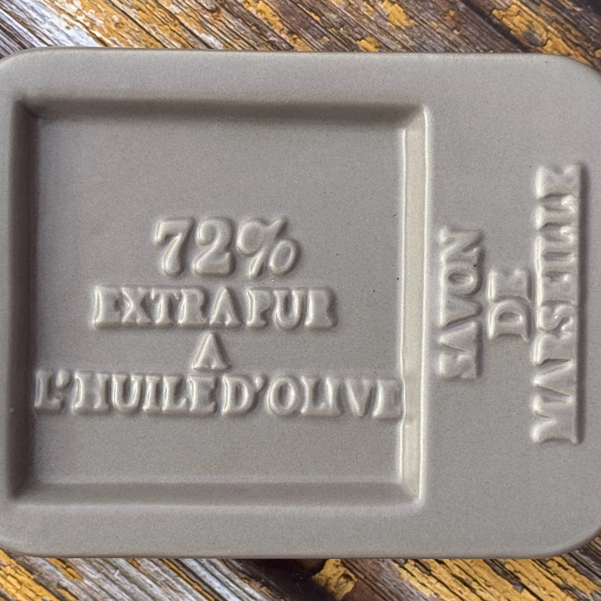 Bastide & Olivier Mushroom Ceramic Soap Dish for Marseille Soap Cubes French Soaps UK