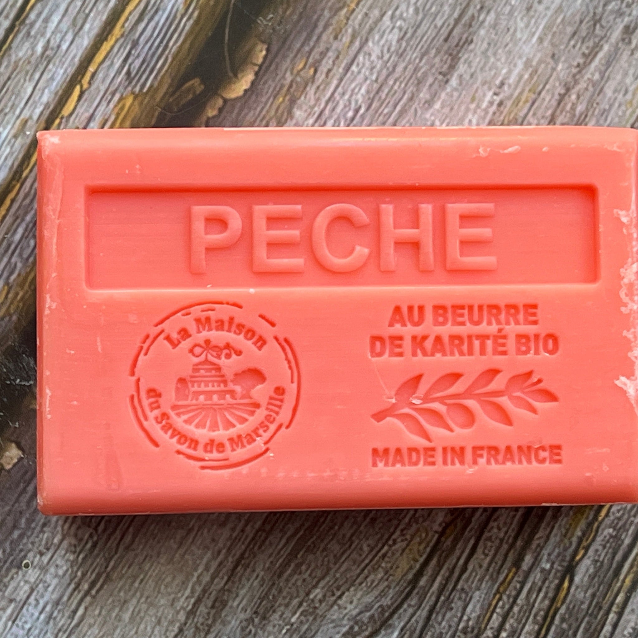 LA MAISON DU SAVON DE MARSEILLE Peach French Soap with Organic Shea Butter, 125g French Soaps UK