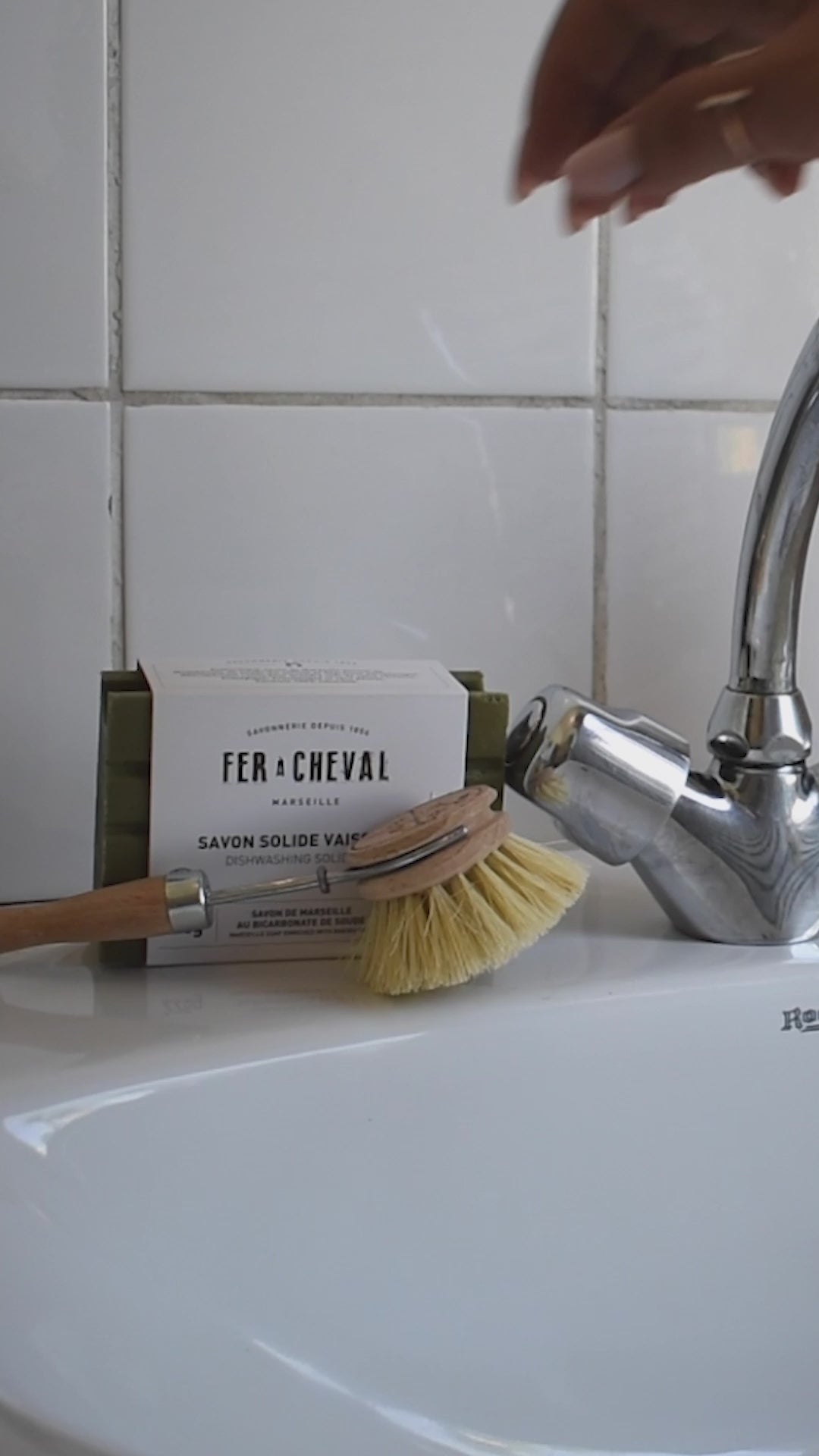 Marseille Dishwashing & Stain Soap Set – with Brush