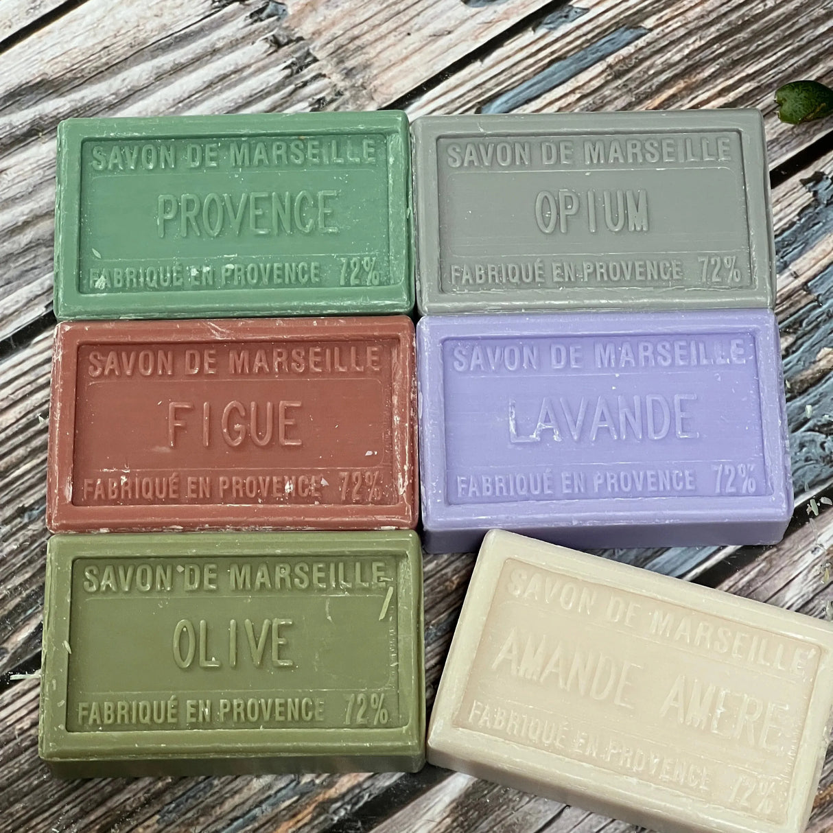 BLEU JAUNE Provence Selection   (worth £20.40) French Soaps UK