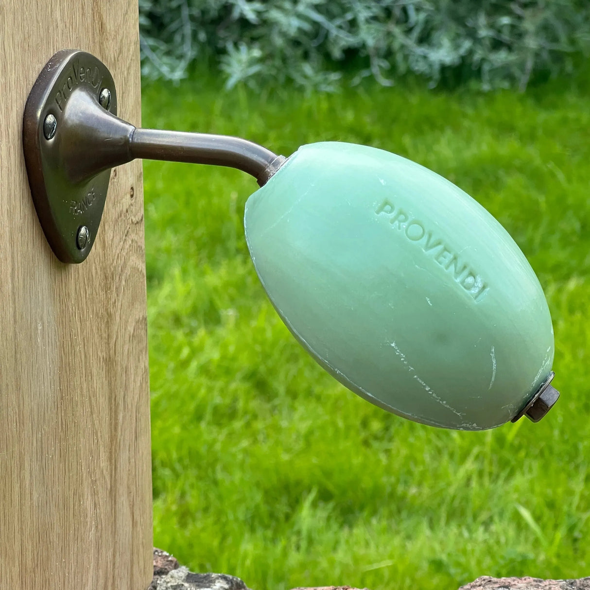 PROVENDI Provendi Verbena Rotating Wall Soap | Brass Wall Arm French Soaps UK