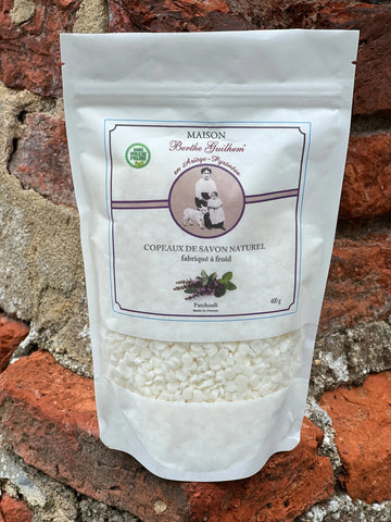 MAISON BERTHE GUILHEM Pyrenean Soap Flakes for Laundry | Patchouli Essential Oil | 400g French Soaps UK