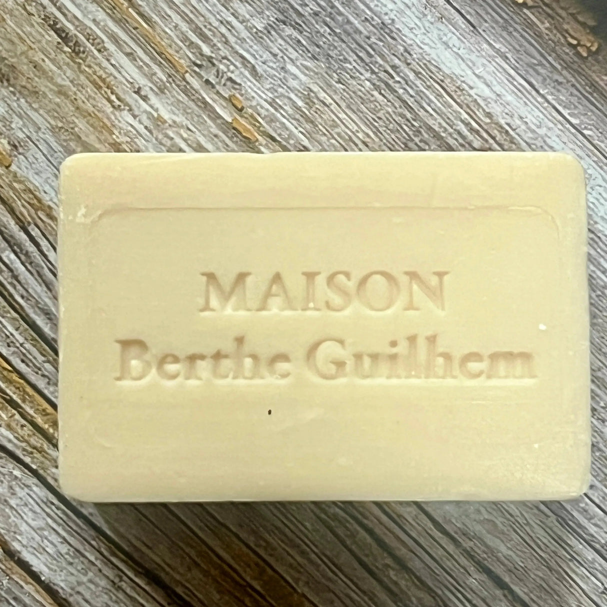 MAISON BERTHE GUILHEM Rose Geranium & Rosehip Oils | Organic Alpine Goat's Milk | 100g French Soaps UK