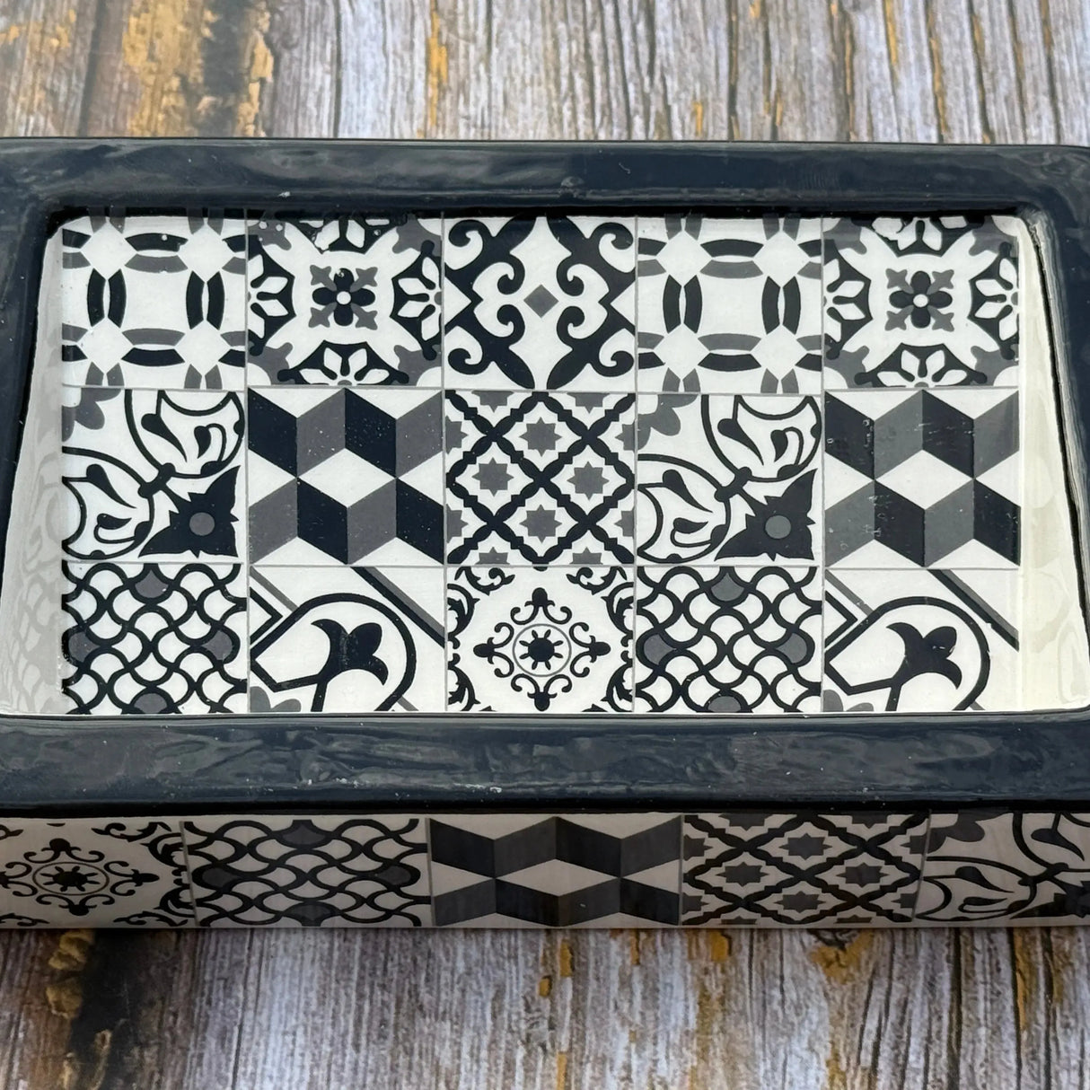 Bastide & Olivier Slanted Black Mosaic Ceramic Soap Dish French Soaps UK