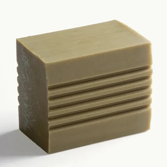 TADÉ PAYS DU LEVANT Stain Removing Aleppo Soap Bar, with Terre de Sommieres Clay, 250g French Soaps UK