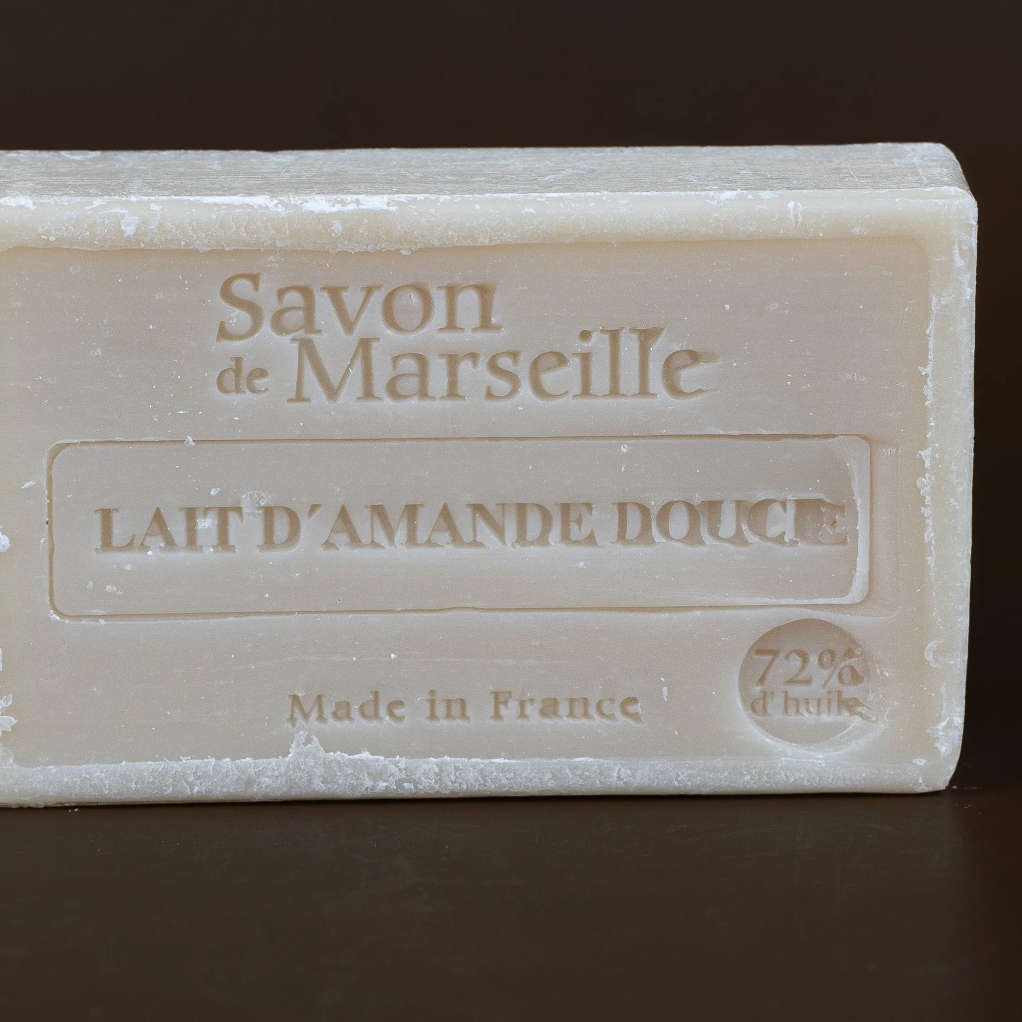 LE CHATELARD 1802 Sweet Almond Milk Savon de Provence, enriched with Sweet Almond Oil | 100g French Soaps UK