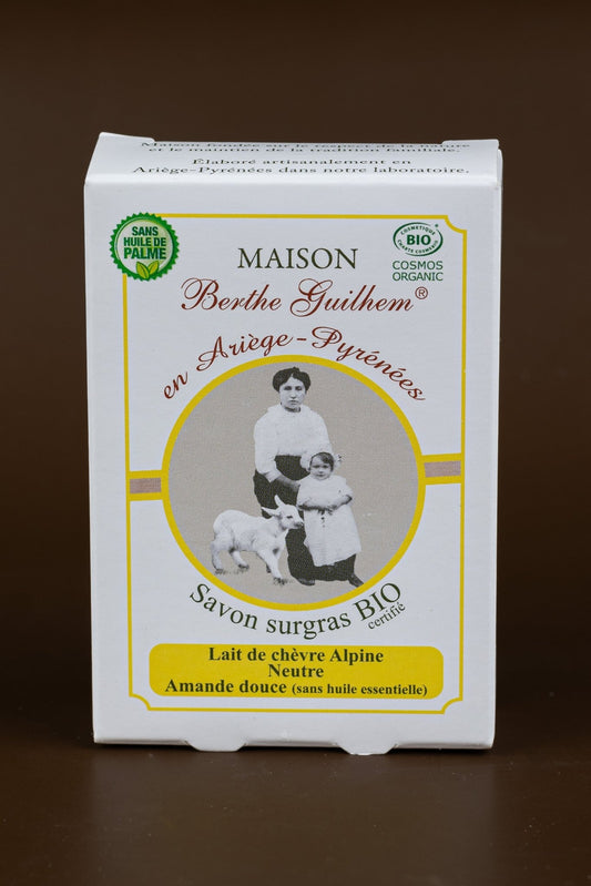 Sweet Almond Oil | Organic Alpine Goat's Milk | 100g